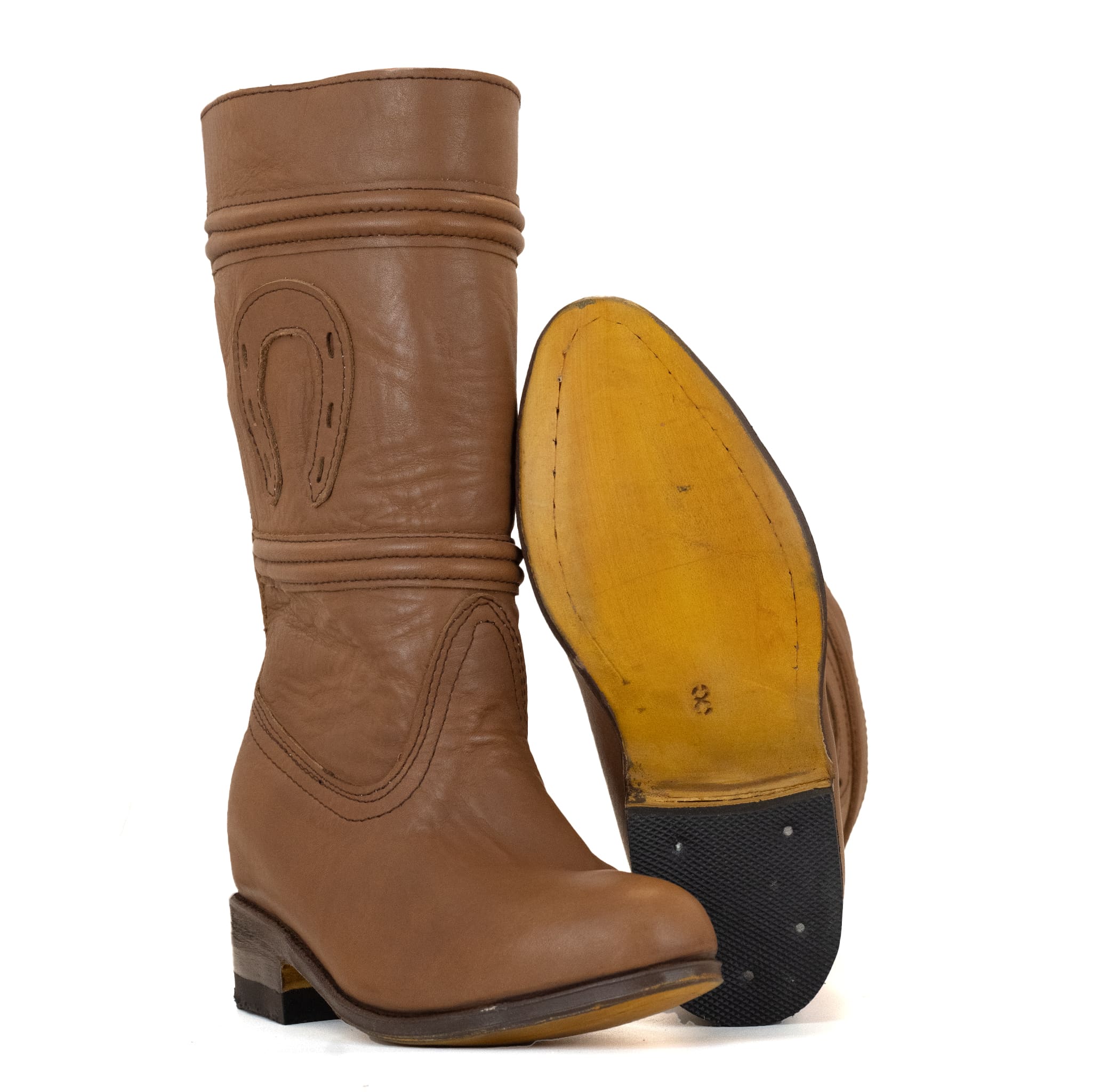 002 BOTA DE ESCARAMUZA EN COLOR CAFE CLARO