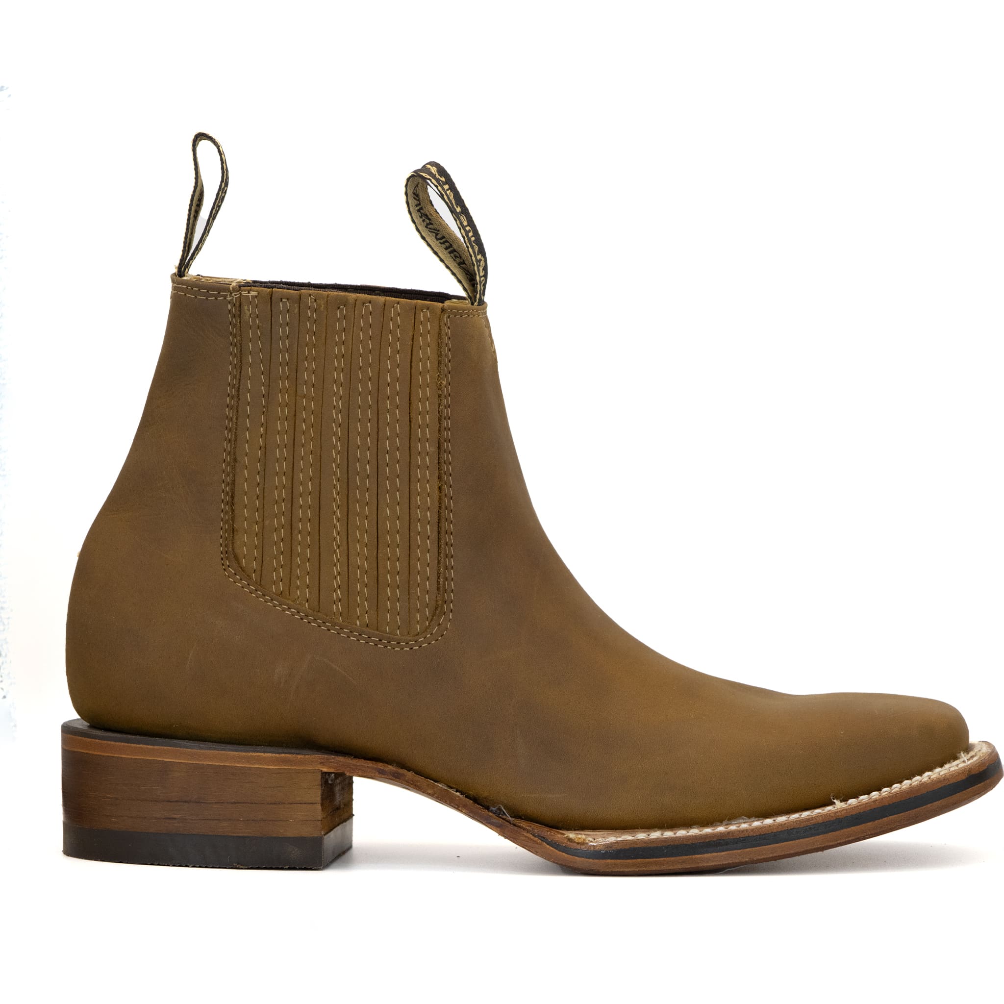 BOTIN ARMENTA CUADRADO CON SUELA DE CUERO CRAZY TANG