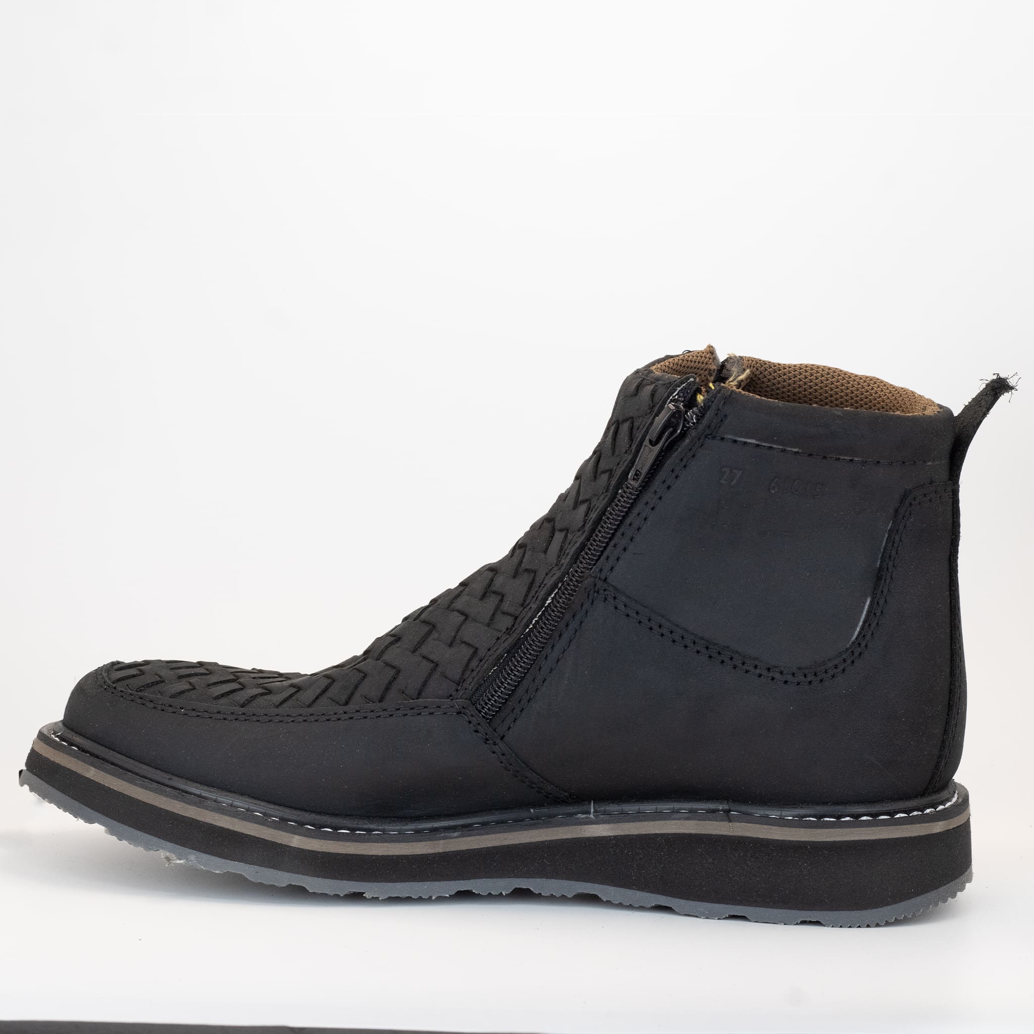 BOTA DE TRABAJO CON CIERRE NEGRO