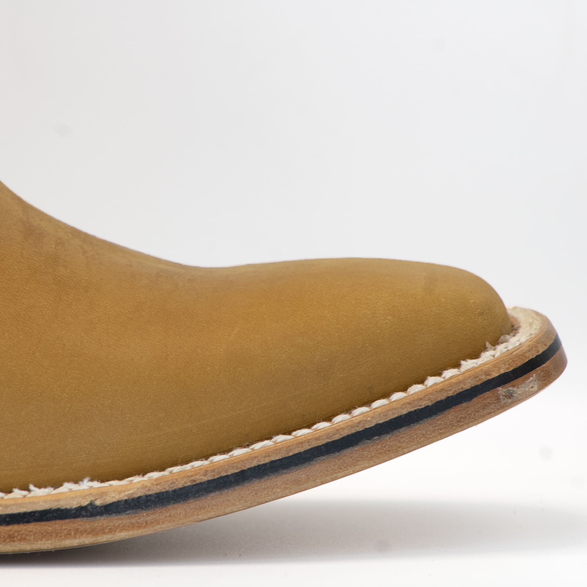 BOTIN ARMENTA CUADRADO CON SUELA DE CUERO CRAZY MIEL