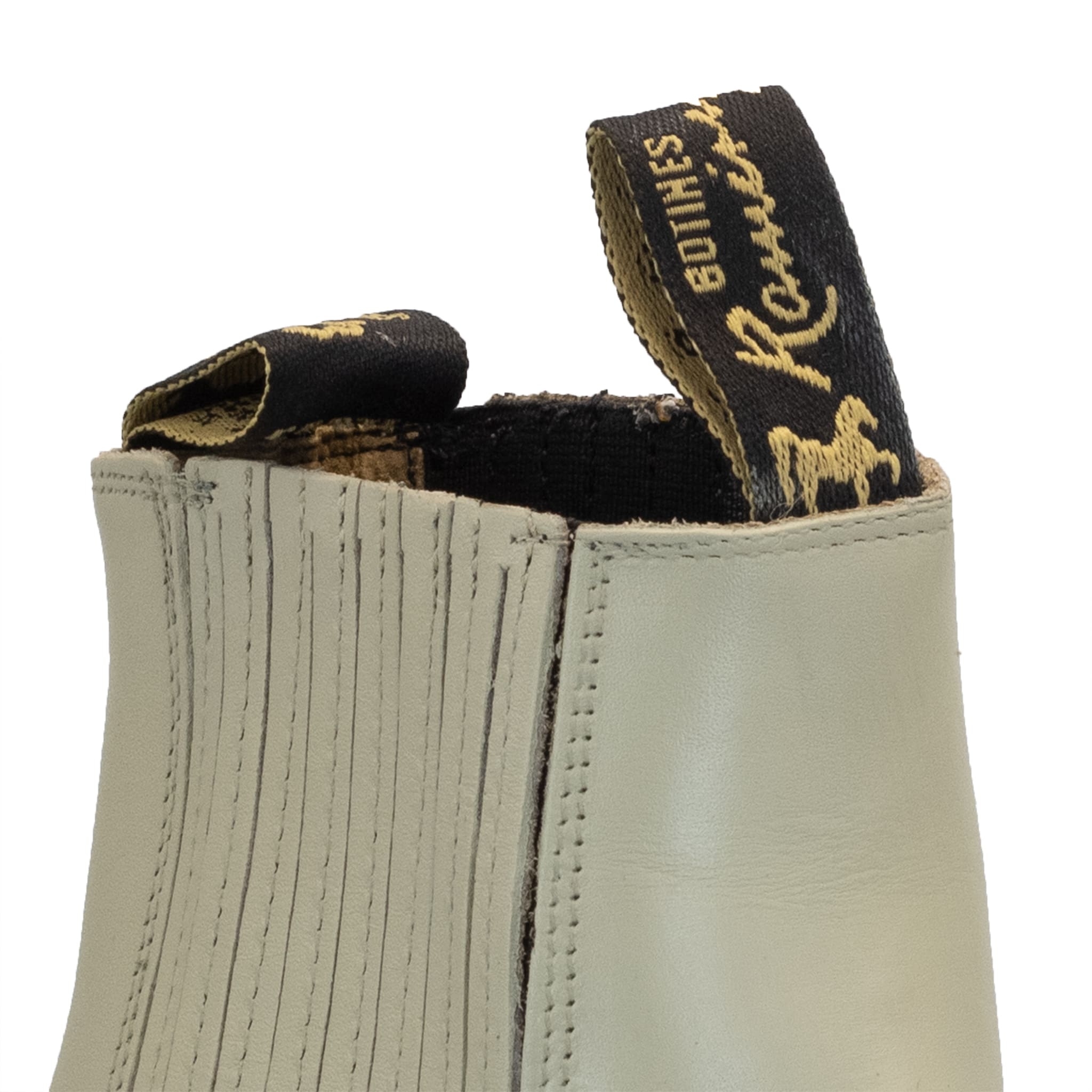BOTIN RAMÍREZ CHARRO DE PIEL CON SUELA DE NEOLITE HUESO