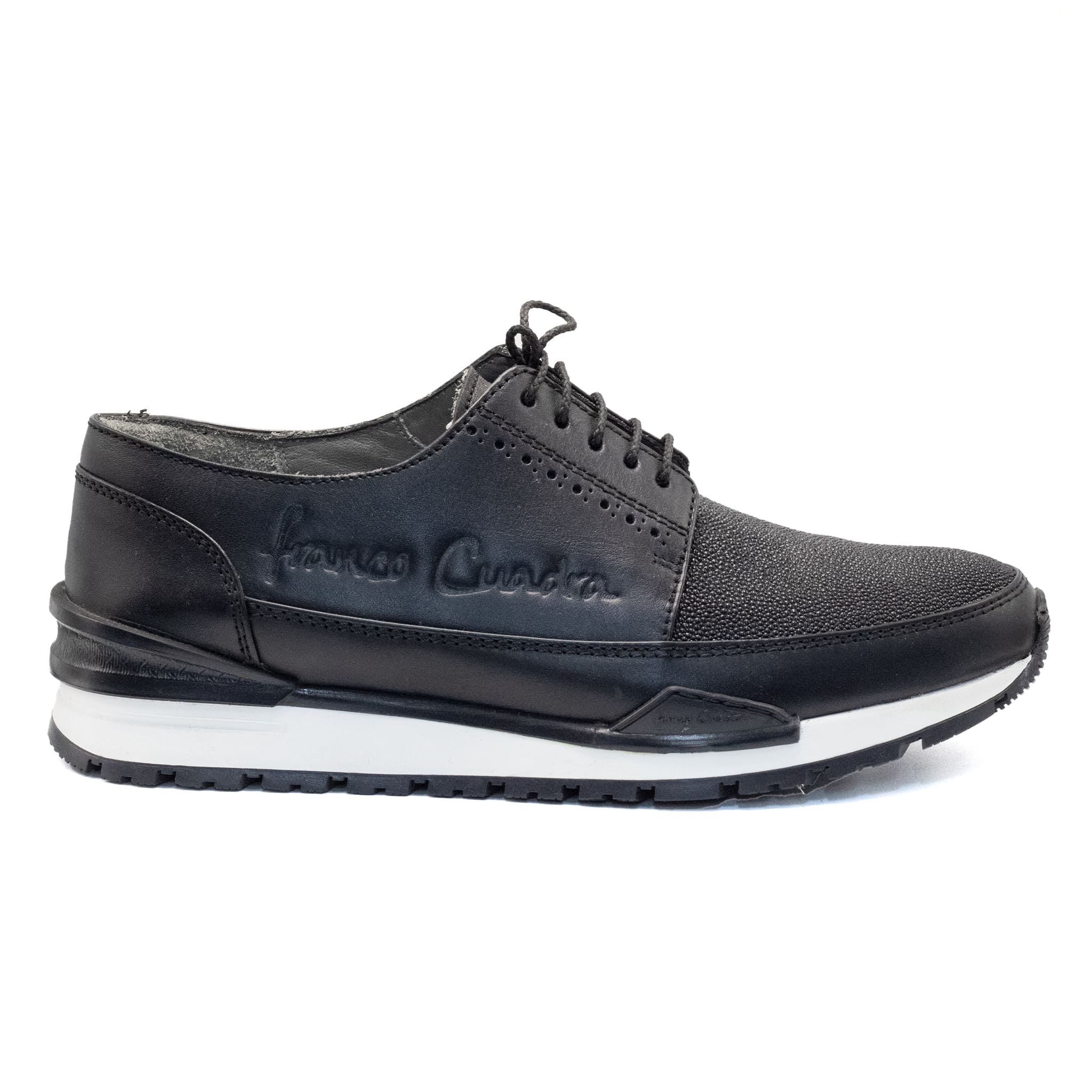 004 ZAPATO CUADRA CON PIEL GENUINA DE MANTARRAYA NEGRO