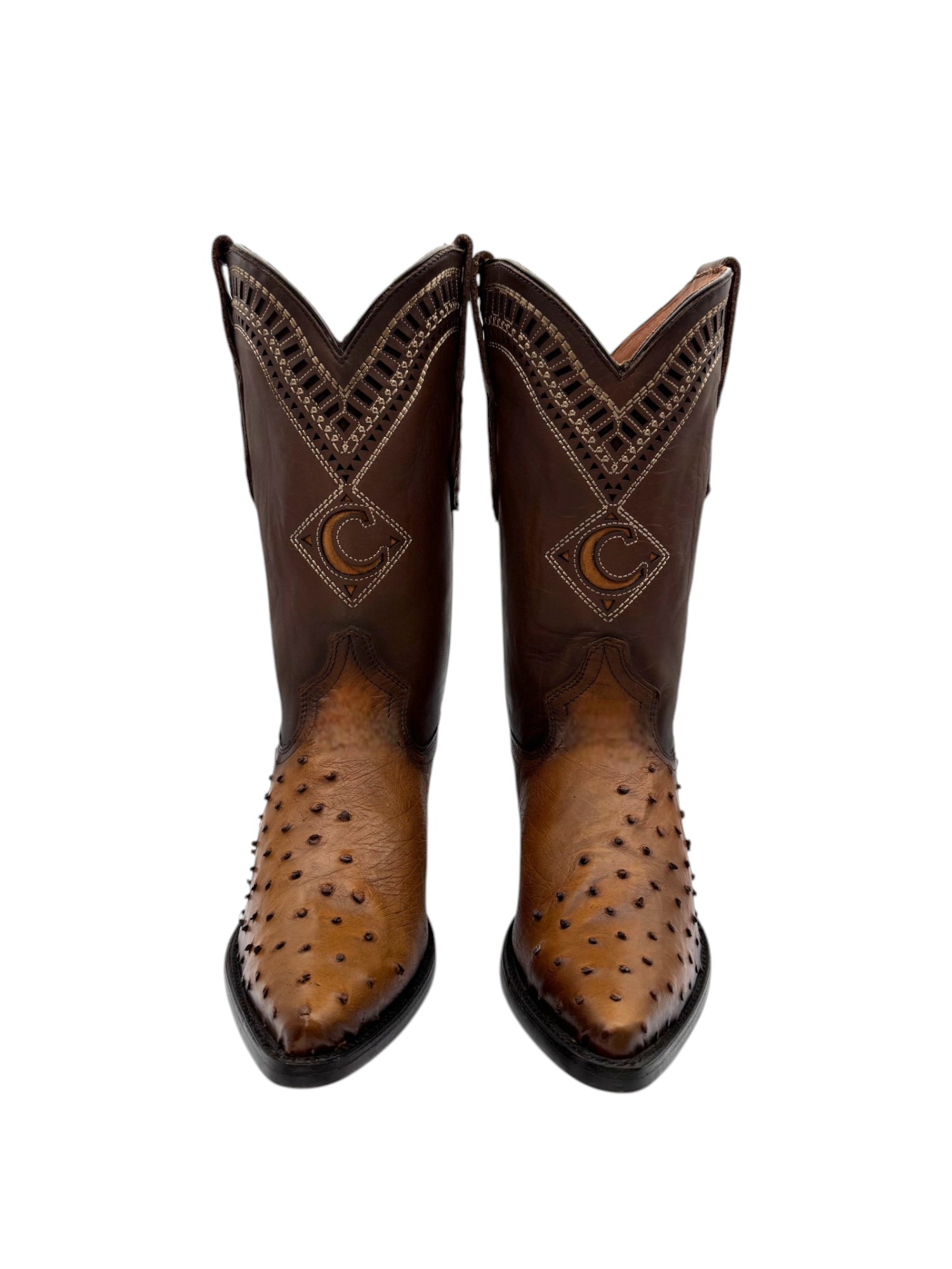 IMG_4862-Photoroom BOTA CUADRA EN AVESTRUZ HORMA PUNTAL