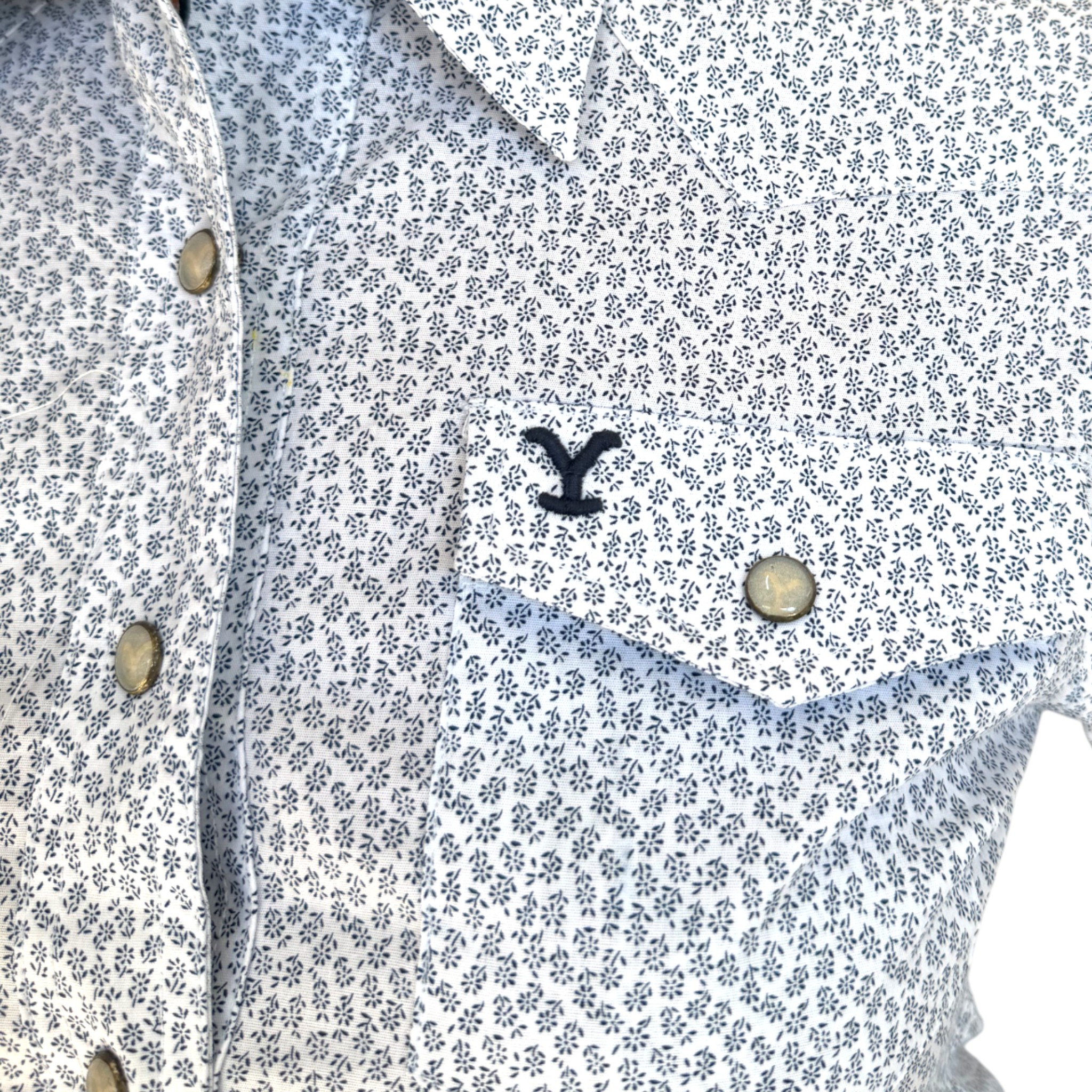 CAMISA DAMA YELLOWSTONE BLANCA FLOREADO.