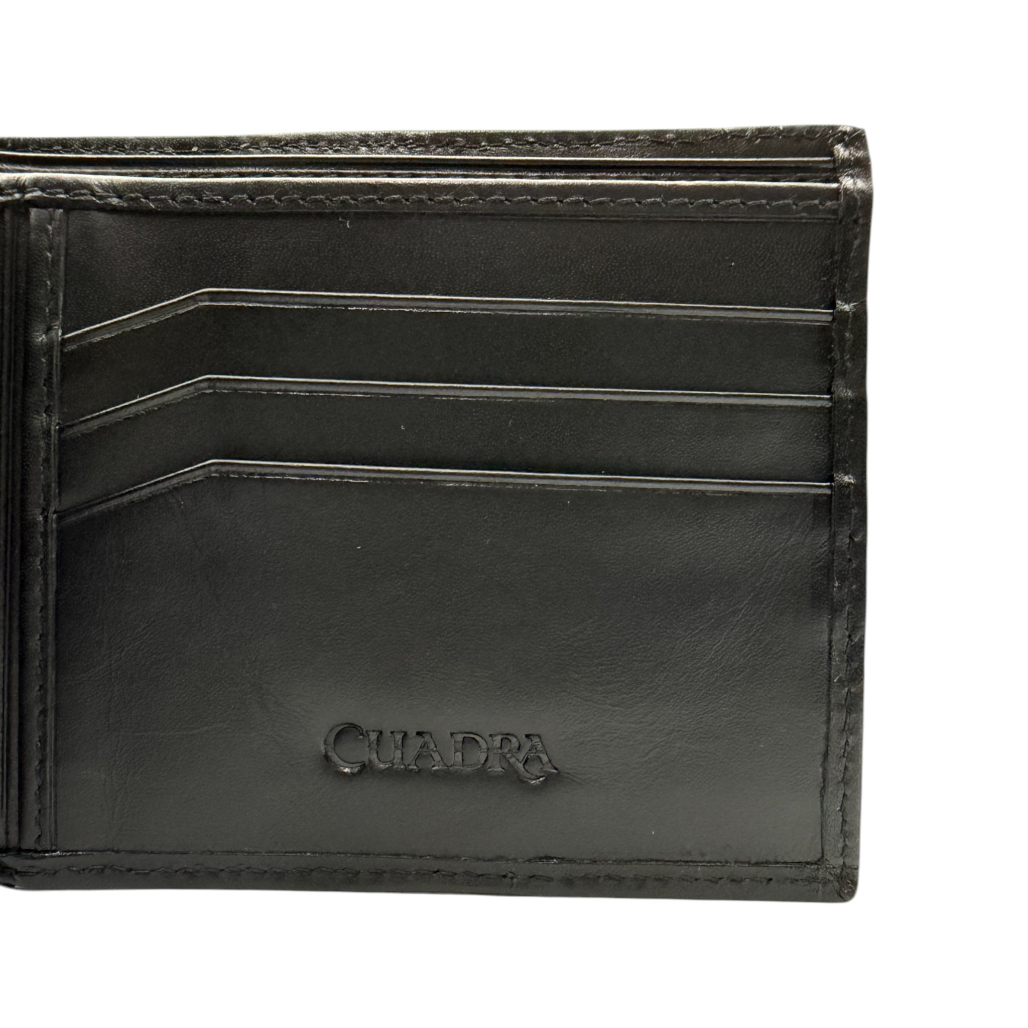 CARTERA CUADRA EN PIEL GENUINA DE CAIMAN NEGRO.