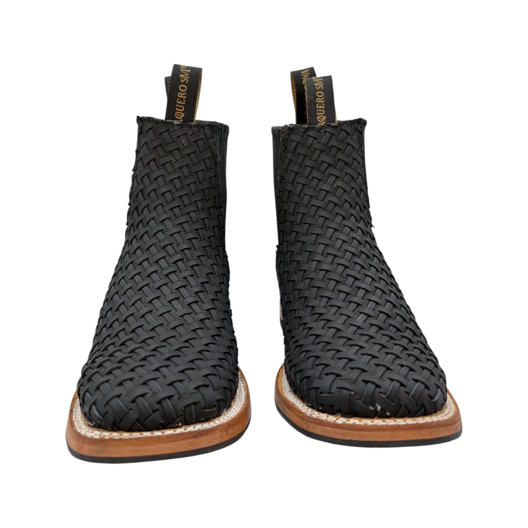 BOTIN VAQUERO SM HORMA RODEO EN PIEL CON GRABADO EN PETATILLO COLOR NEGRO.