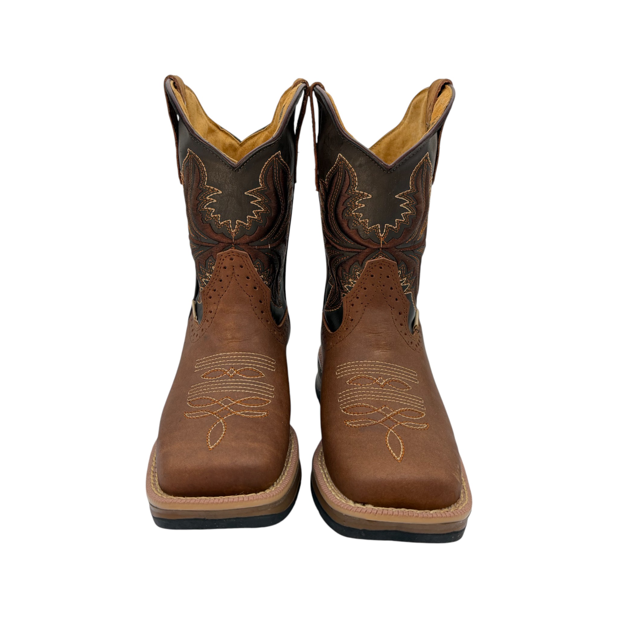 BOTA RODEO NIÑO EN PIEL CAFÉ SUELA POLIURETANO LIGERA.