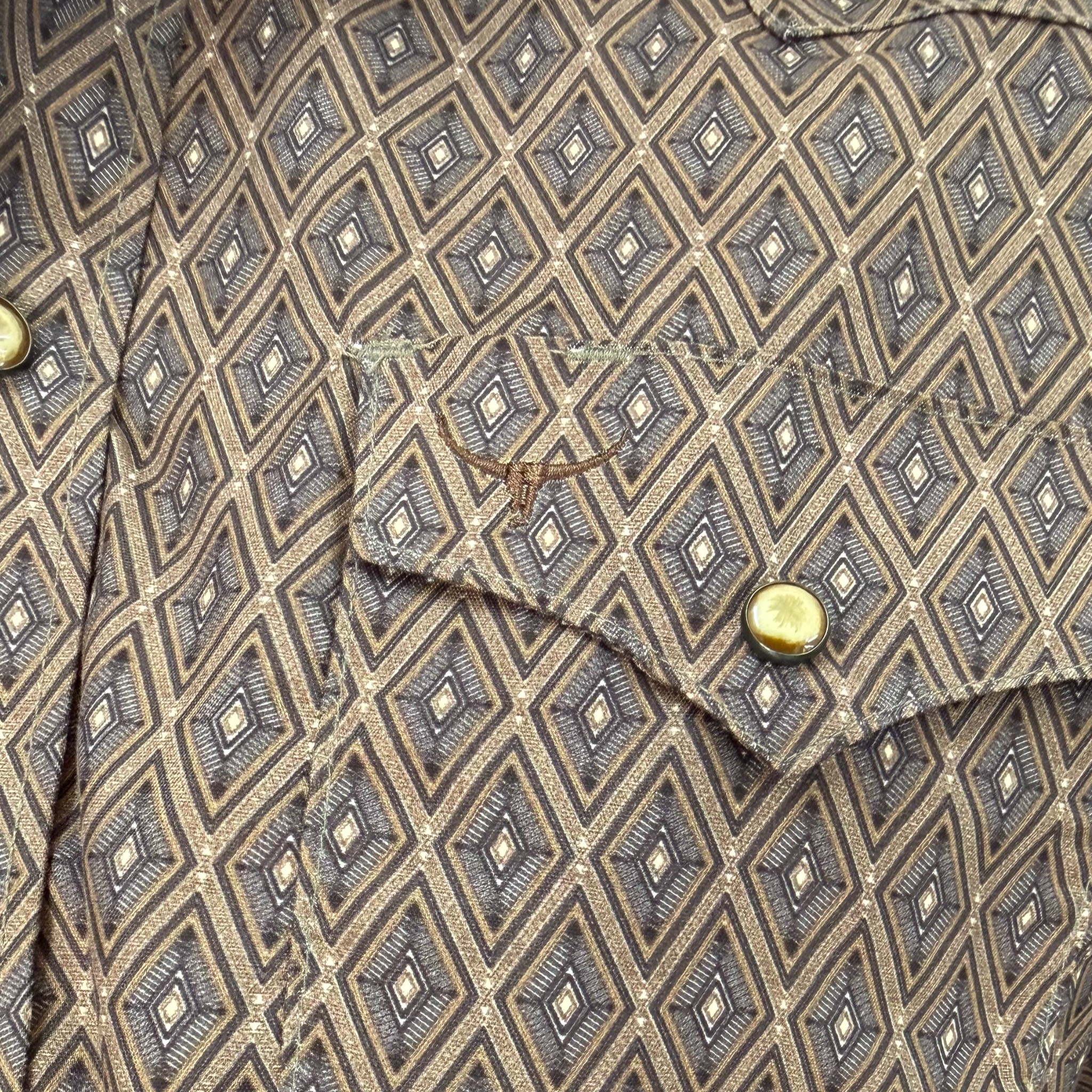 CAMISA RODEO WEST CABALLERO ROJO LADRILLO CON DISEÑO ROMBO