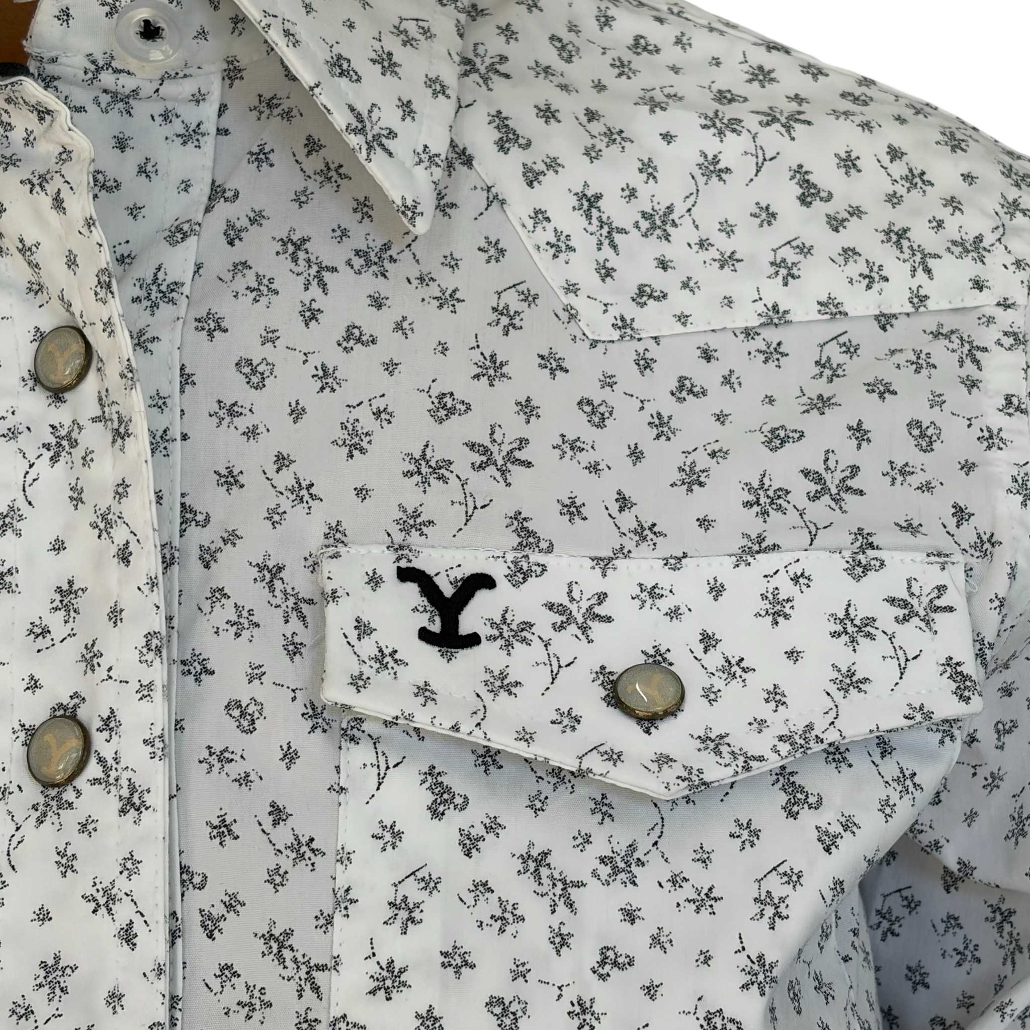 CAMISA DAMA YELLOWSTONE MODELO PRINT BLANCO.