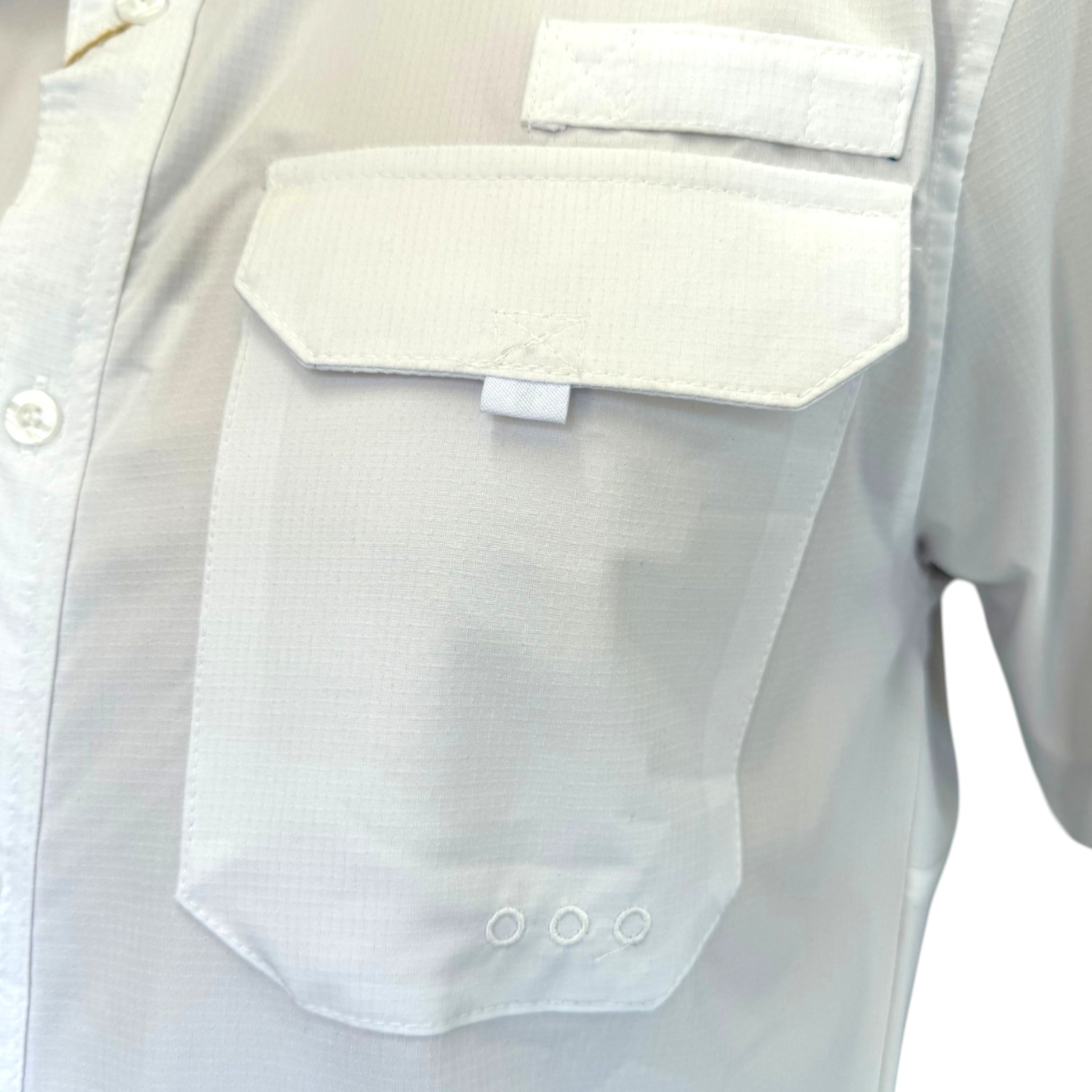 CAMISA REPLICADOS TIPO PESCADOR MANGA LARGA COLOR BLANCO.