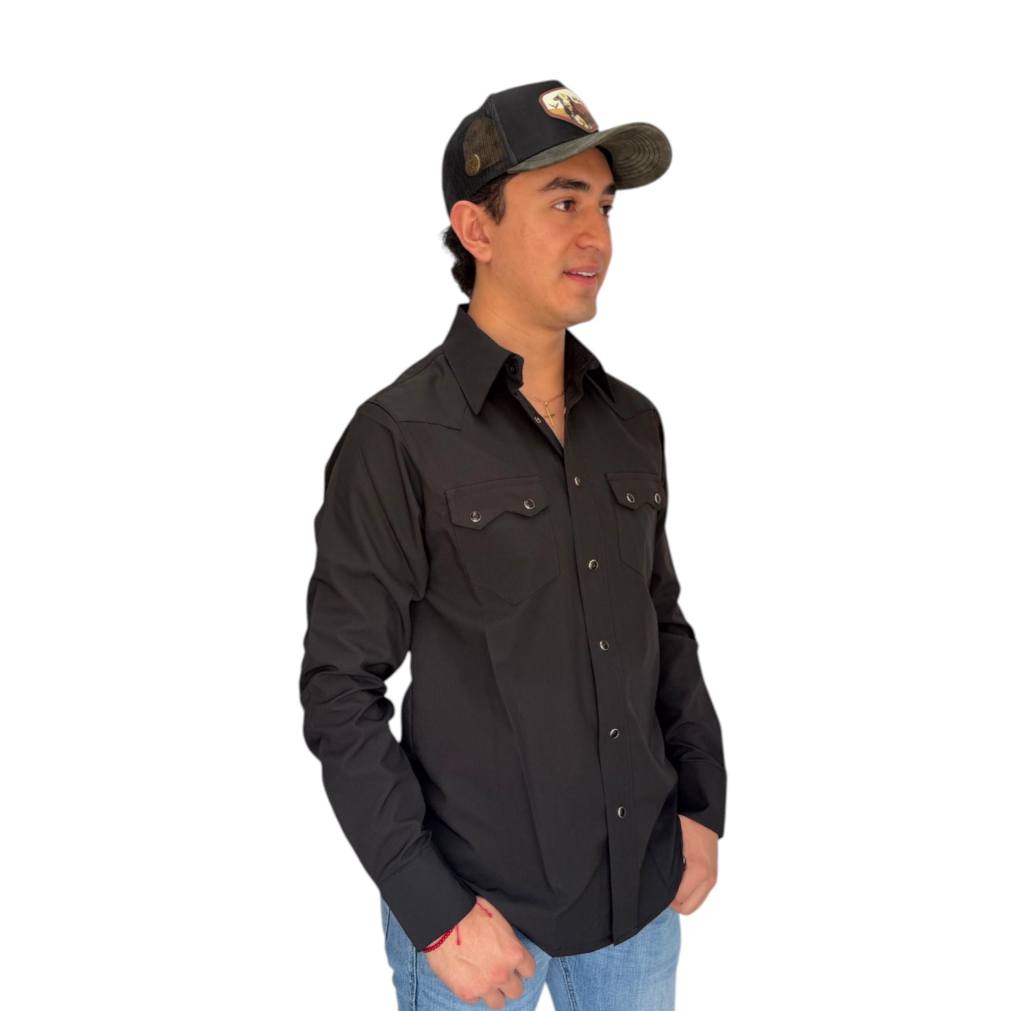 CAMISA REPLICADOS TIPO PESCADOR MANGA LARGA COLOR NEGRO BOTON VAQUERO.