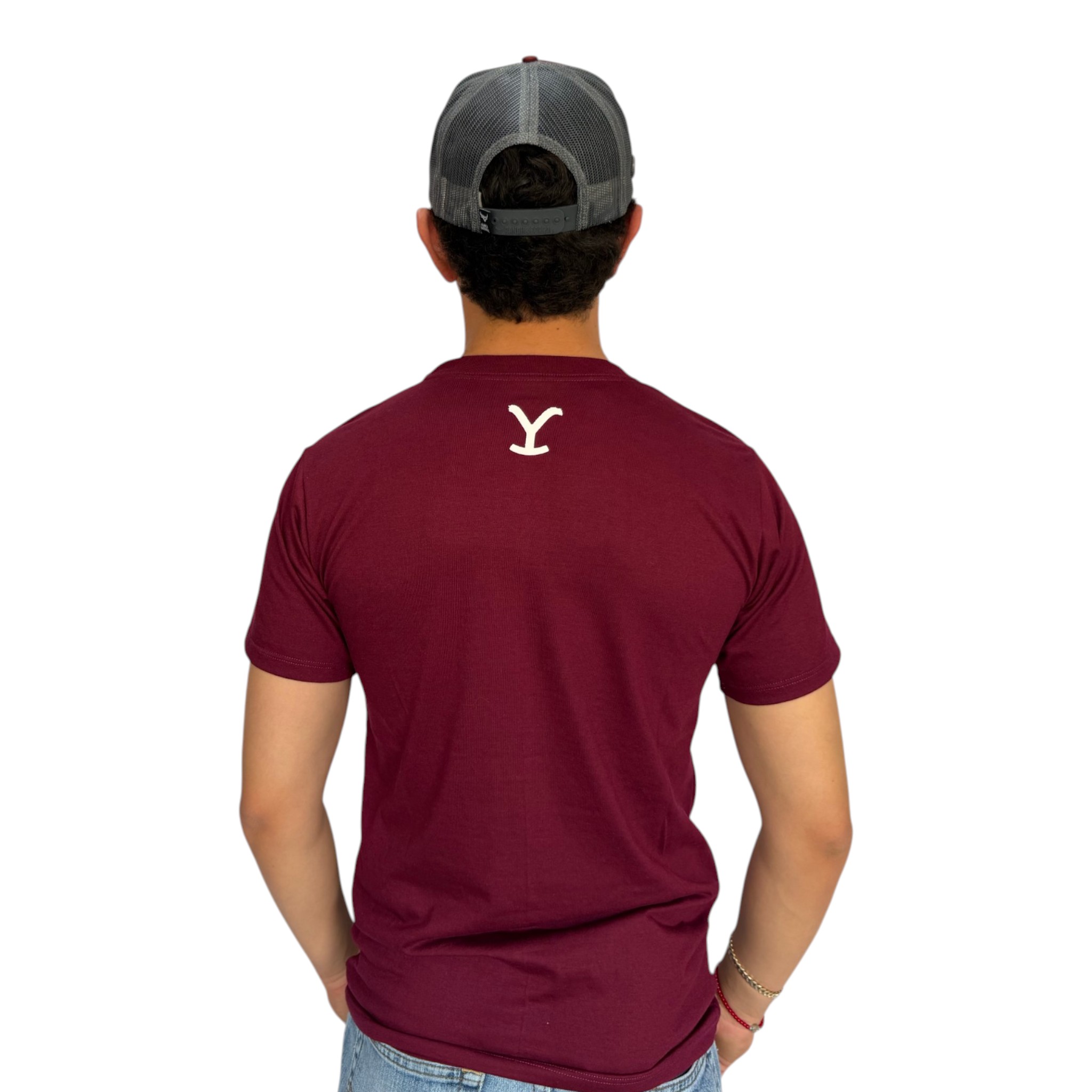 IMG_6205-Photoroom PLAYERA YELLOWSTONE MODELO 030 MONTANA COLOR VINO.