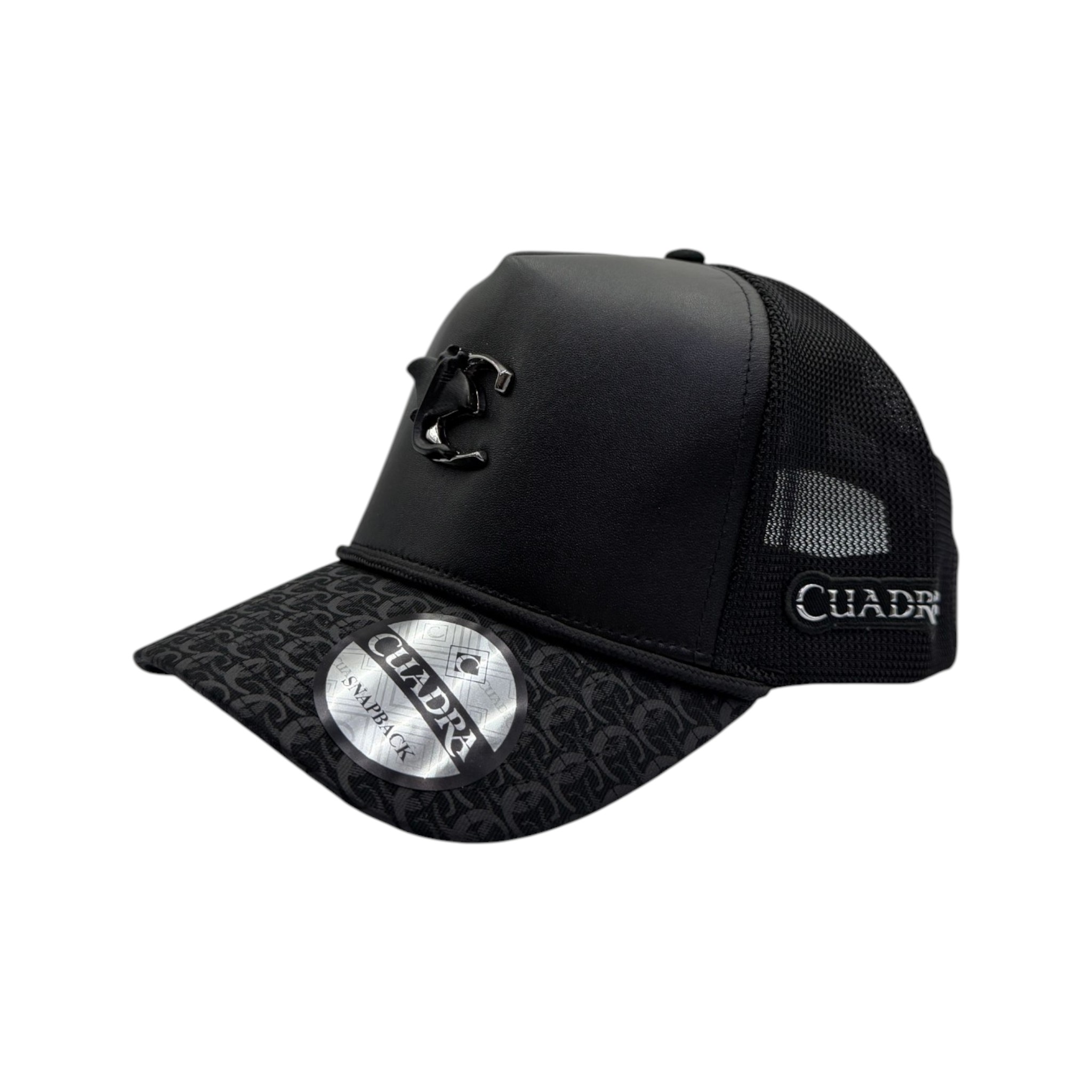 IMG_7006-Photoroom GORRA CUADRA EN COLOR NEGRO DISEÑO MANTARRAYA.