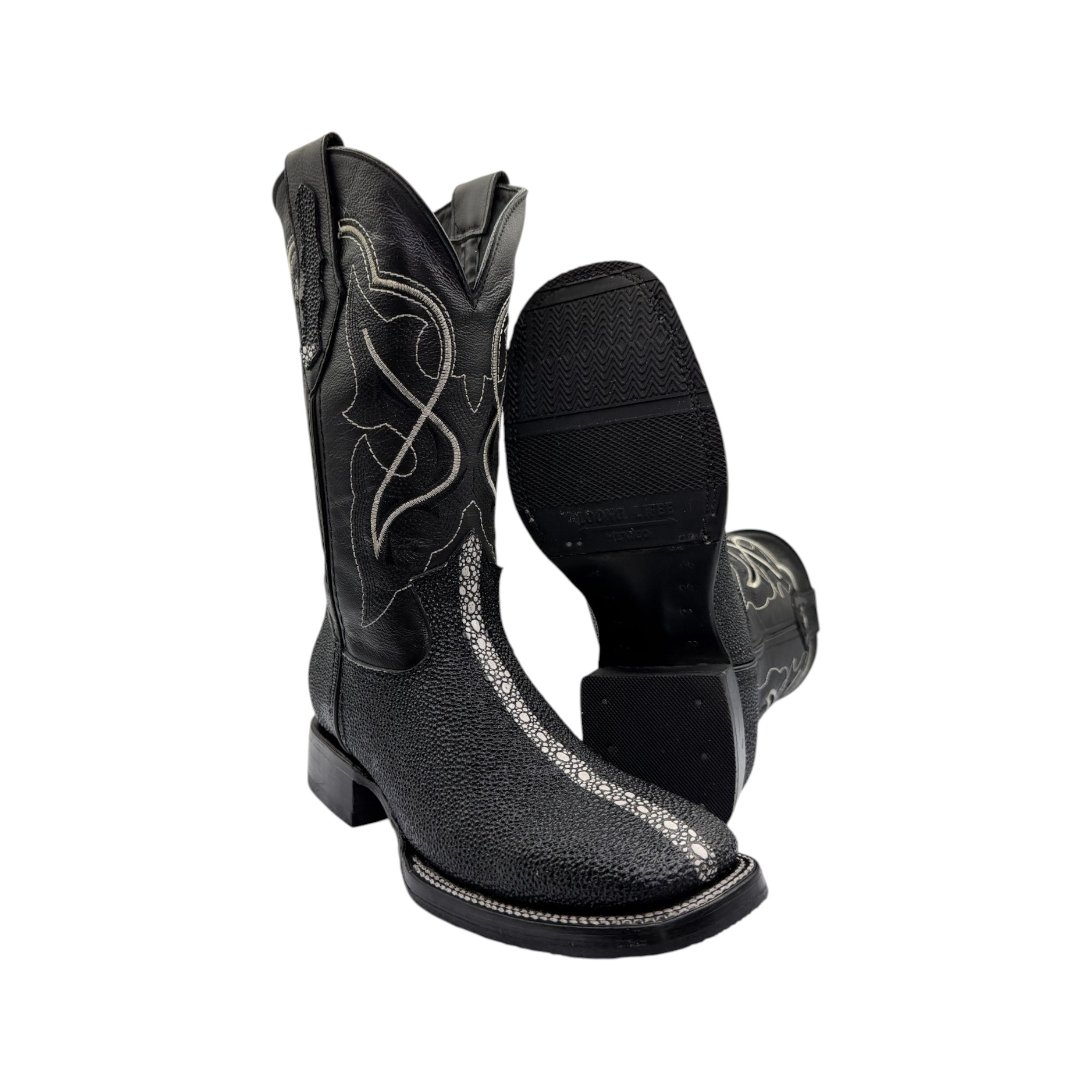 BOTA VAQUERO SM HORMA RODEO EN PIEL IMITACION DE MANTARRAYA HEMBRA COLOR NEGRO.