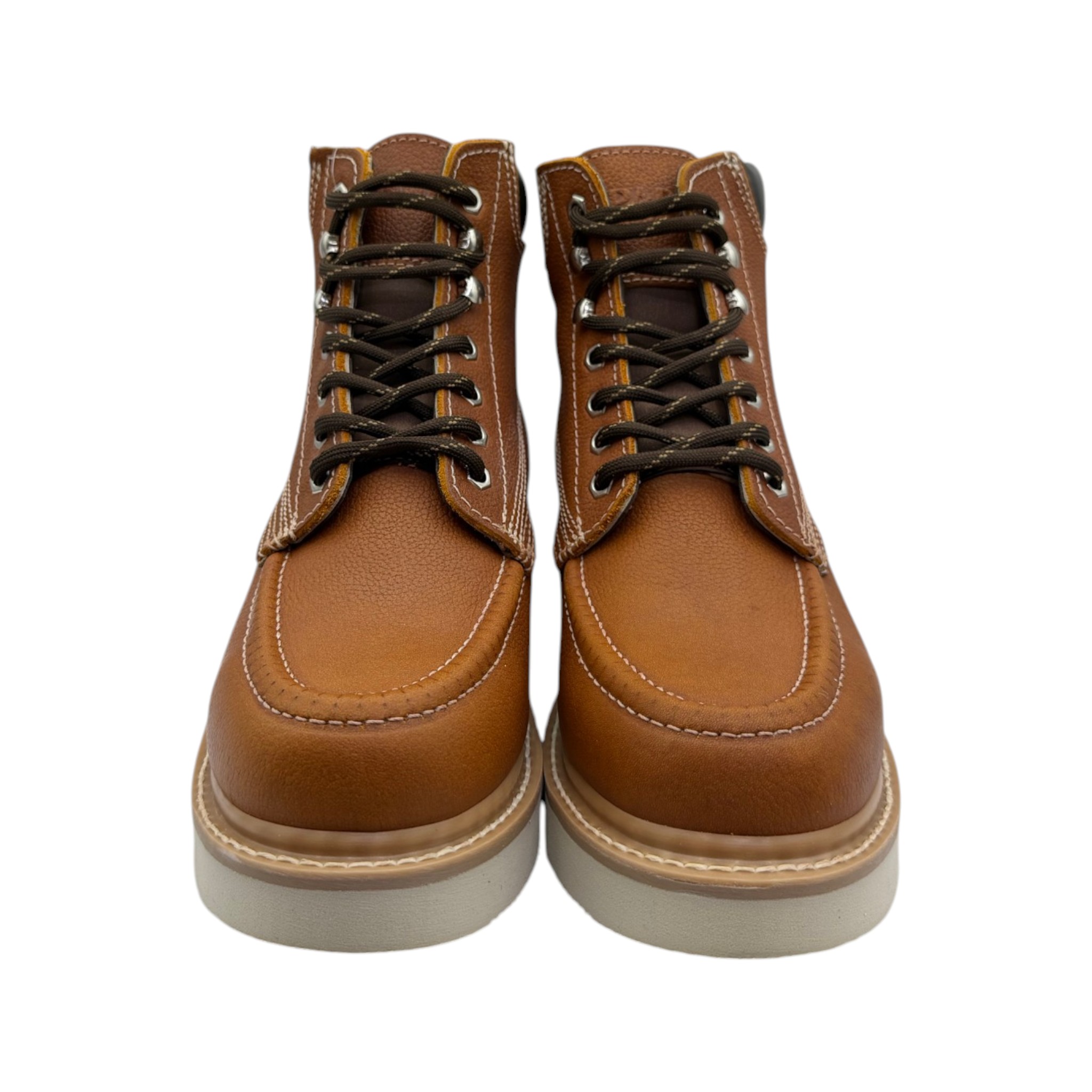 BOTA PADILLA EN PIEL DE RES DE TRABAJO CON SUELA DE POLIURETANO EN MIL RAYAS COLOR ROBLE.