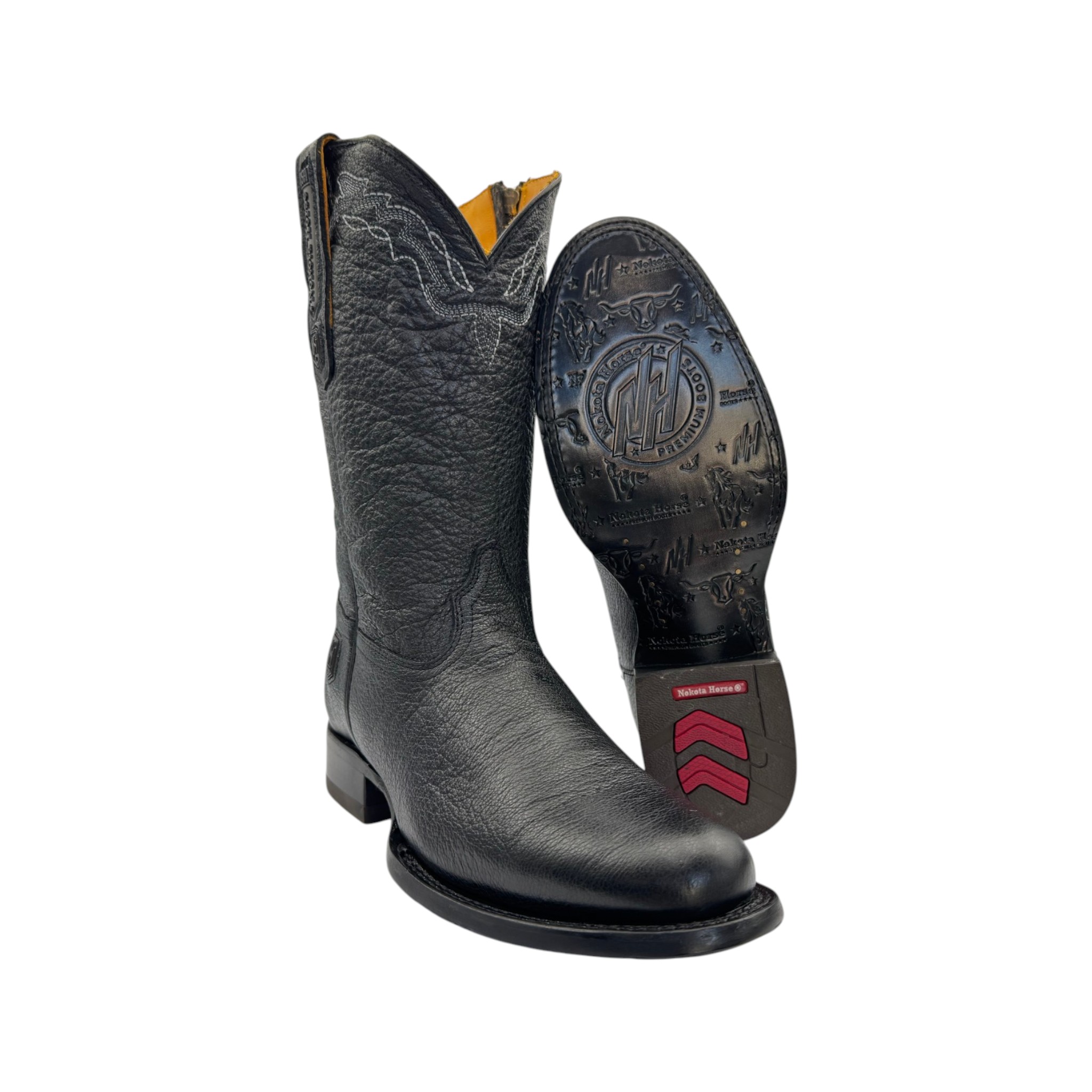 BOTA NOKOTA HORSE HORMA OVAL EN PIEL GRABADO IMITACION DE VENADO CON SUELA DE CUERO.